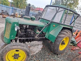PREDAM TRAKTOR ZETOR SUPER 50 PLNE POJAZDNY