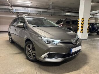 Toyota Auris combi 1,6 97kW 85000km slovák Full LED
