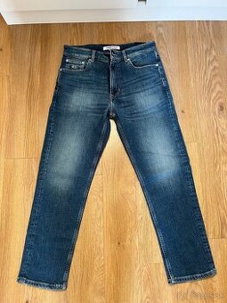 Tommy Hilfiger rifle