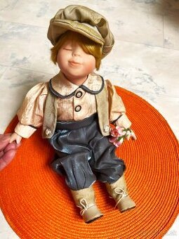 Starožitnosť - porcelánový chlapček