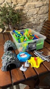 2 sety flexibilnej svietiacej autodráhy