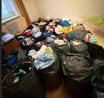 Vrecia s oblečením