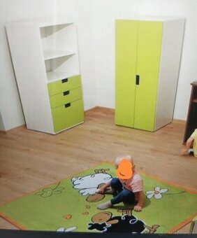 Detská izba z Ikei, posteľ 140 s matracom, organizér,koberec