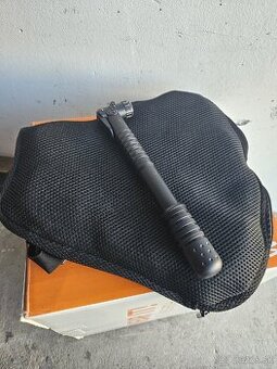 Sedák na sedlo dofukovací