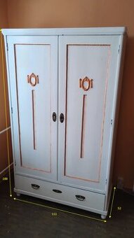 Retro nábytok do spálne