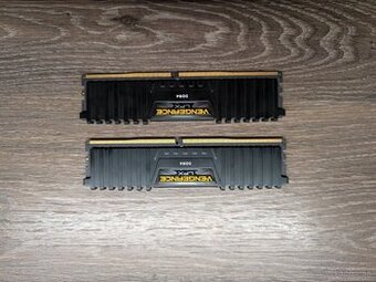 Corsair Vengeance LPX 16GB (2x8GB) DDR4 3200 MHz CL16
