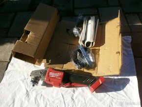 Uhlova bruska Milwaukee M18FHSAG125XPDB-0