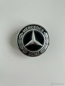 Mercedes Benz - znak na kapotu