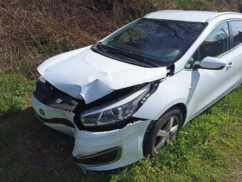 PREDÁM HAVAROVANÚ KIA CEED SW II 1,4 DOHC
