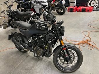 Husqvarna Svartpilen 401