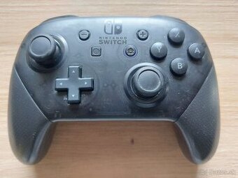 Nintendo Switch Pro Controller