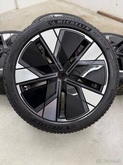 Zimná sada Volvo EX 30 - 5x108 R20 , 245/40/20