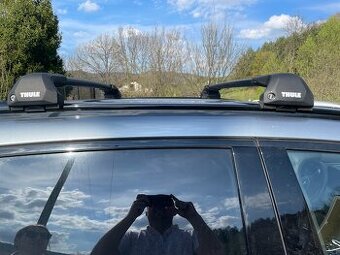 Strešný nosič Thule Edge + KIT 6112