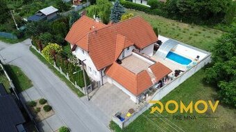 Pôsobivý 5-izbový rodinný dom s bazénom, garážou