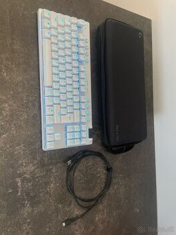Logitech Pro X TKL WIRELESS GAMING KEYBOARD