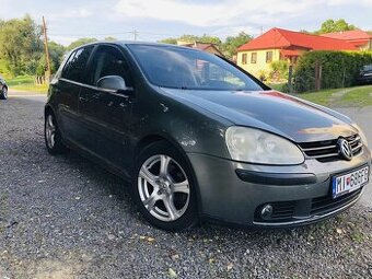 VW Golf 5