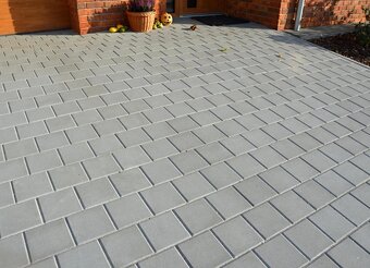 Zámková dlažba 20x20x6 cm