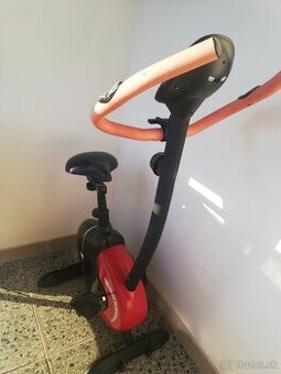 Stacionárny bicykel,( displej nefunguje)