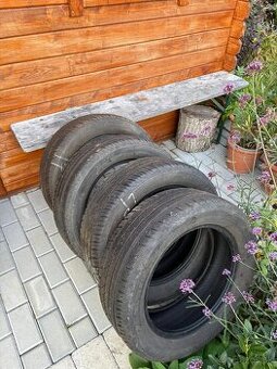 Pneumatiky 205/55/R16