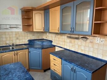 Na predaj 3 izbový byt Ladce, 70 m2