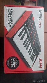 AKAI MPK Mini – kompaktný MIDI kontrolér (s krabicou)