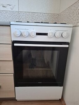 Na predaj kombinovaný sporák Mora