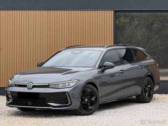 Volkswagen Passat Variant R-Line 2.0 TDI 4X4 DSG Pano,Matrix - 1