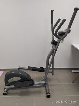 Eliptický trenažér ( orbitrek)