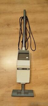 ETA 1426 retro tyčový vysávač