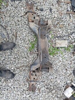 Predám prednú nápravu kompletna na škoda Fabia jedna