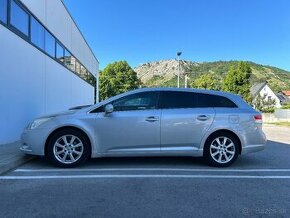 Toyota Avensis Kombi 1.8M6