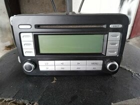 Predám originál rádio Volkswagen Passat