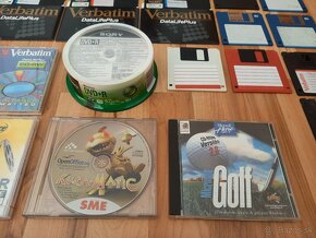 RETRO Diskety CD DVD hry