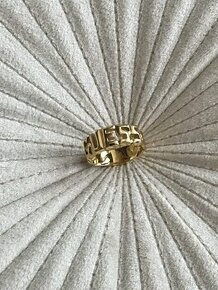 Krásny nový prsteň GUESS zlate prevedenie top kvalita