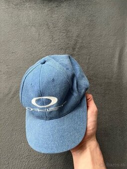 Oakley siltovka