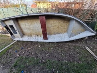 Laminátový čln 366cm