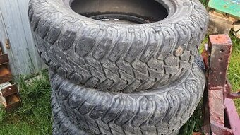 Terenne pneu Cooper Discoverer ST7 LT245/70R17
