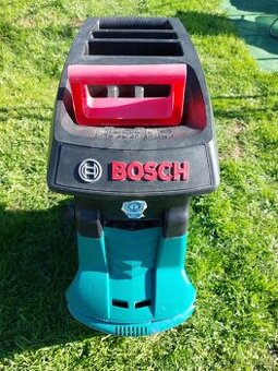 Drvička konárov mulcovac bosch axt 25 d
