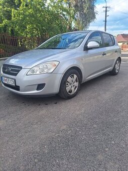 Predám kia ceed 1.6 crdi rok 2008