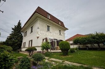 Krásny 2 generačný dom na predaj