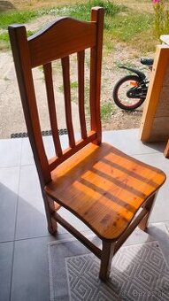Predám masívne drevené stoličky červený smrek