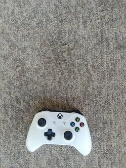Ovládač na Xbox