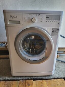 Práčka Whirlpool