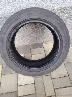 Predám 205/55R17 95V letné