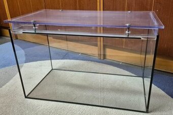 akváriové sety s výbavou