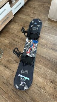 Snowboard  Gnu s fastec viazanim