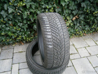 Predám 2x zimné pneu Goodyear 225/40 R18 92VXL