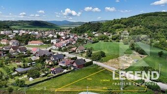 Slnečný stavebný pozemok v Tr.Bohuslaviciach - 1.197m2, IS d