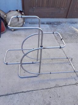 Predám stojan na kvety