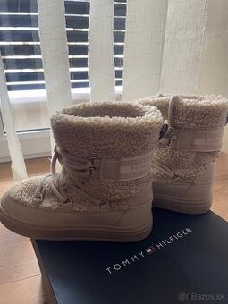 Tommy hilfiger snehule